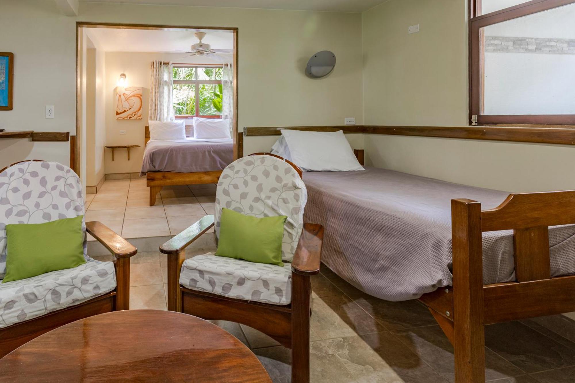 La Ponderosa Hotel ปาโวเนส ห้อง รูปภาพ