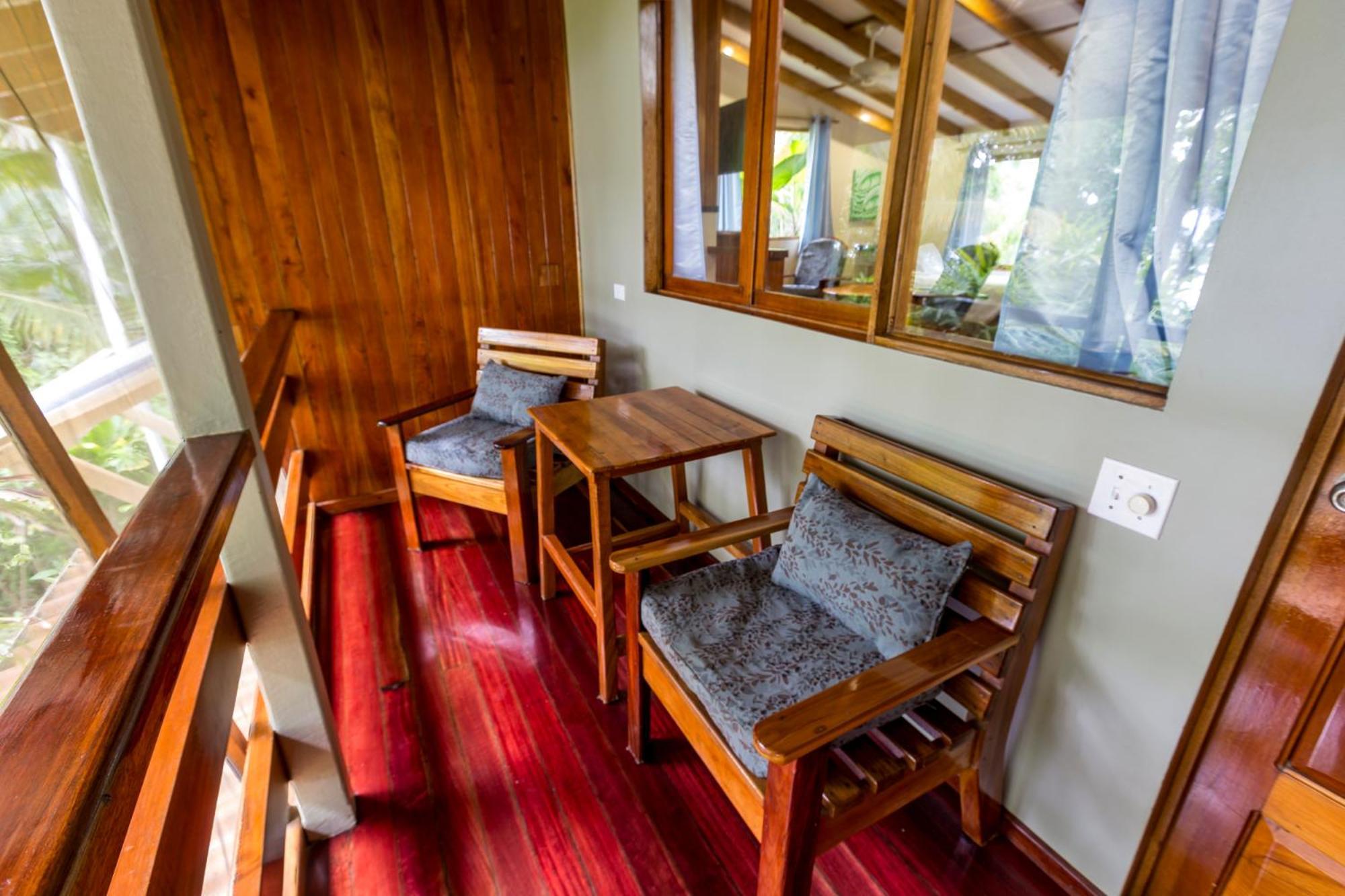 La Ponderosa Hotel ปาโวเนส ห้อง รูปภาพ